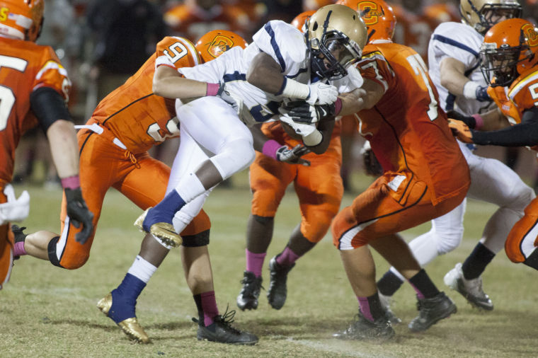 Football: DV vs Corona